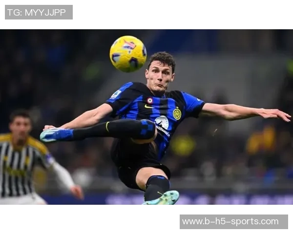 英媒报道曼城热刺等队关注维拉后卫孔萨国米那不勒斯也有意加盟 英媒报道曼城热刺等队关注维拉后卫孔萨国米那不勒斯也有意加盟